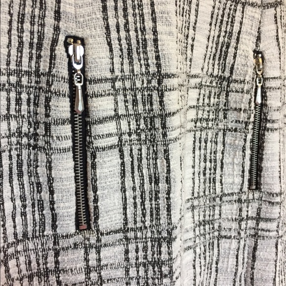 Black & White Tweed Dress - Picture 4 of 7